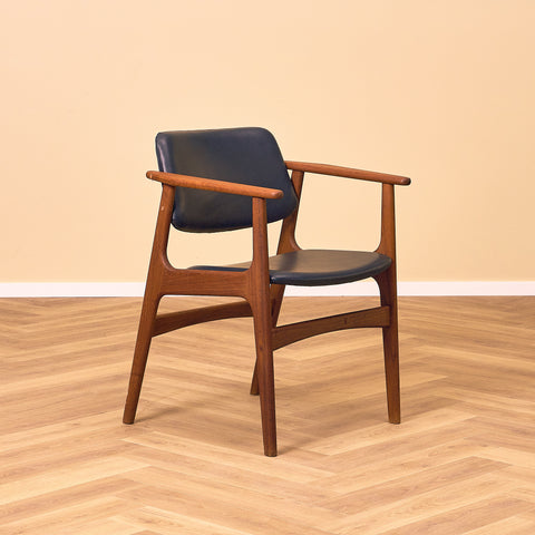 Danish set of 4 dining armchairs in teak by Arne Vodder for Vamo Furniture Factory, model "Lene"