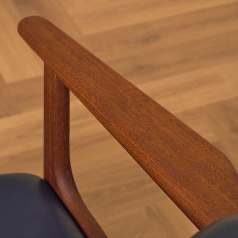 Danish set of 4 dining armchairs in teak by Arne Vodder for Vamo Furniture Factory, model "Lene"