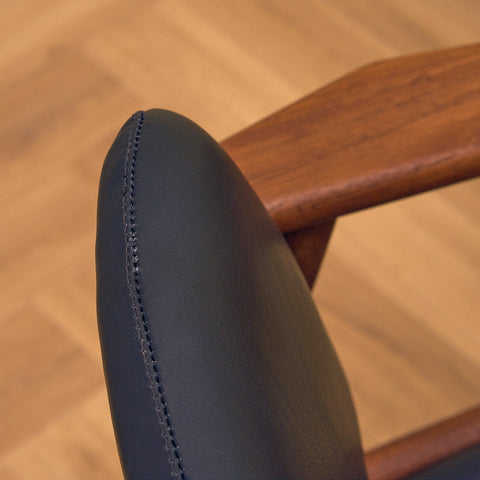 Danish set of 4 dining armchairs in teak by Arne Vodder for Vamo Furniture Factory, model "Lene"