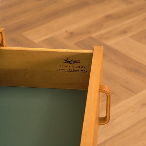 Swedish bookshelf in oak by Bertil Fridhagen for Bodafors