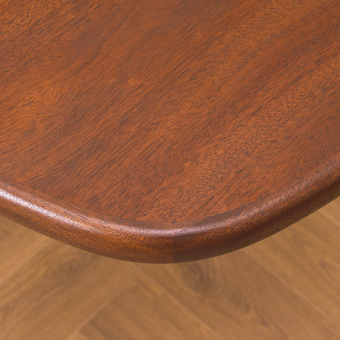 Danish oval dining table in mahogany by Skovby Møbelfabrik