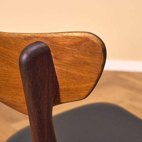 Danish set of 4 dining chairs in walnut and teak by Schiønning & Elgaard