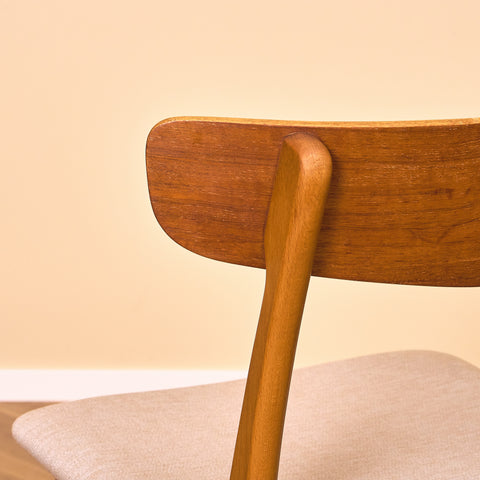 Danish dining chairs in teak & beech by Findahl, model 'Mosbøl'