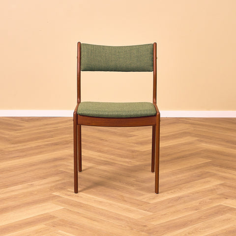 Danish dining chairs, set of 2,  in teak by Johannes Andersen for Uldum Mobelfabrk