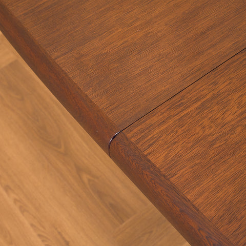 Danish oval dining table in mahogany by Skovby Møbelfabrik