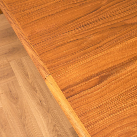 Danish oval dining table in teak by Skovby Møbelfabrik