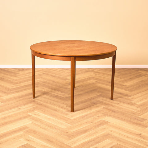 Swedish round dining table in teak by B. Fridhagen for Bodafors