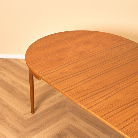 Swedish round dining table in teak by B. Fridhagen for Bodafors