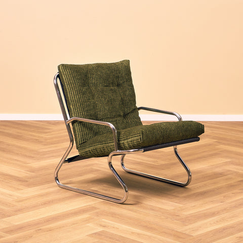 Mid-century armchair in chrome by Peter Hoyte