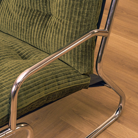 Mid-century armchair in chrome by Peter Hoyte