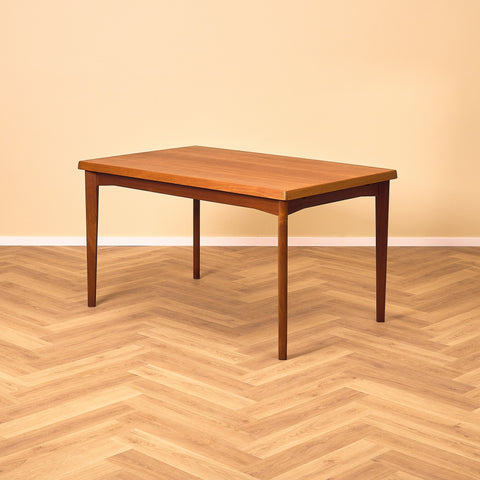 Danish rectangular dining table in teak by Henning Kjaernulf for Vejle stole og møbelfabrik