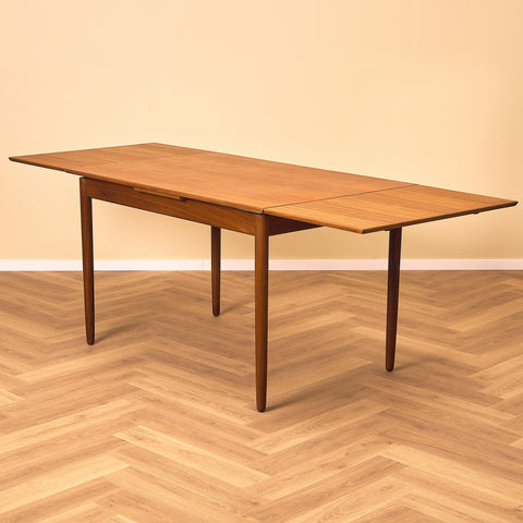 Danish rectangular dining table in teak