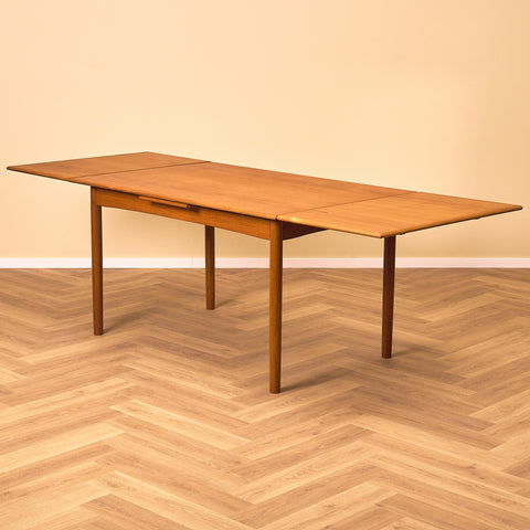 Danish rectangular dining table in teak