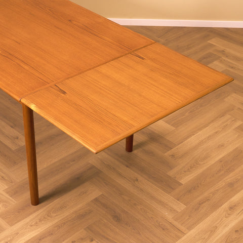 Danish rectangular dining table in teak