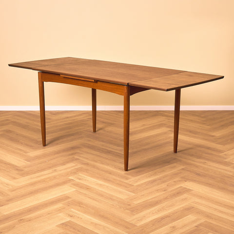 Danish rectangular dining table in teak