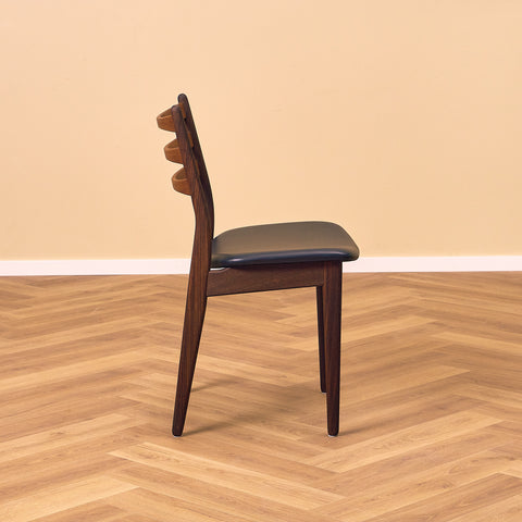 Danish set of 4 dining chairs in teak and walnut
