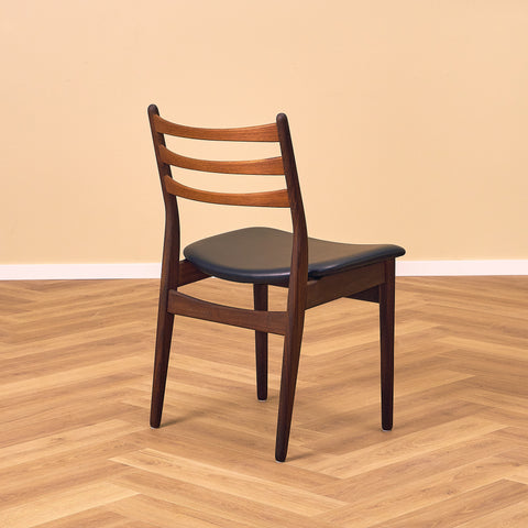 Danish set of 4 dining chairs in teak and walnut