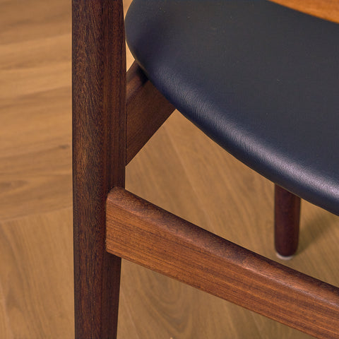 Danish set of 4 dining chairs in teak and walnut