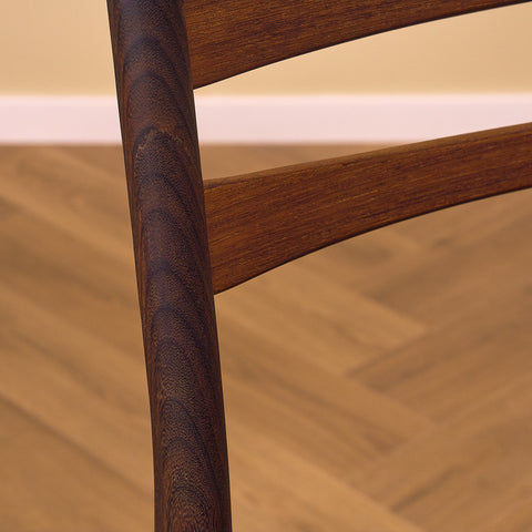 Danish set of 4 dining chairs in teak and walnut