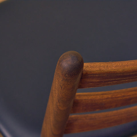 Danish set of 4 dining chairs in teak and walnut