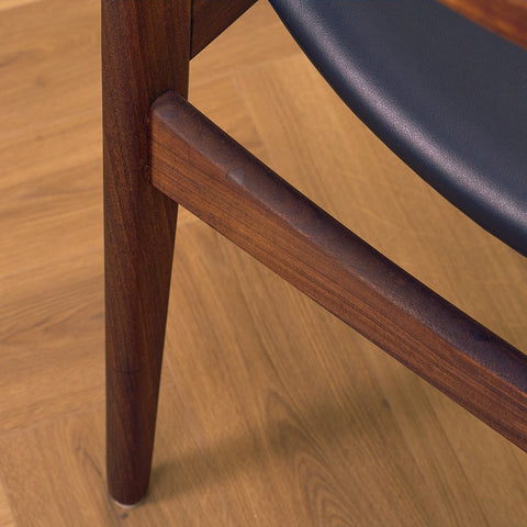 Danish set of 4 dining chairs in teak and walnut
