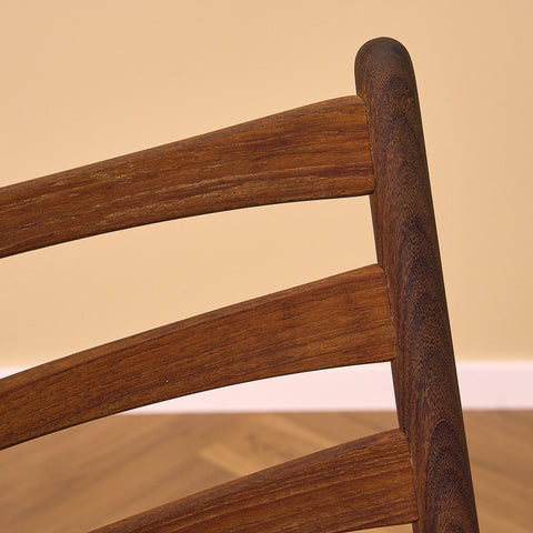 Danish set of 4 dining chairs in teak and walnut