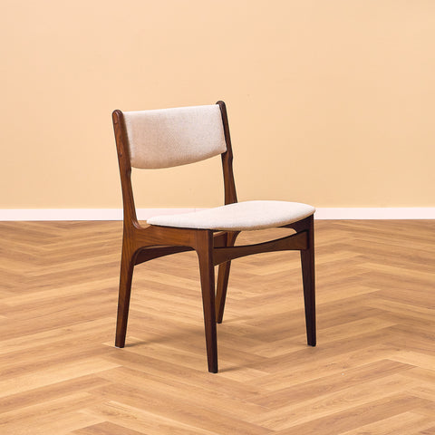 Danish set of 5 dining chairs in solid walnut by Erik Buch