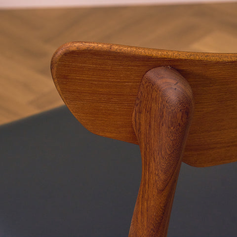 Danish set of 4 dining chairs in walnut and teak by Schiønning & Elgaard