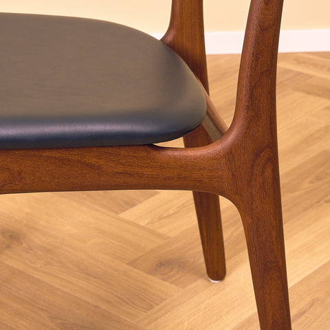 Danish set of 4 dining chairs in walnut and teak by Schiønning & Elgaard