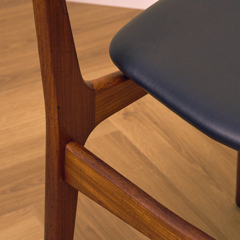 Danish set of 4 dining chairs in teak by Schiønning & Elgaard