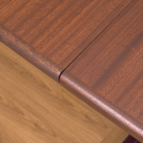 Danish oval dining table in mahogany by Skovby Møbelfabrik