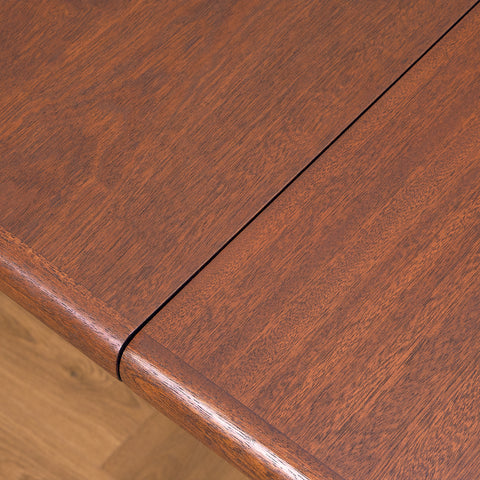 Danish oval dining table in mahogany by Skovby Møbelfabrik
