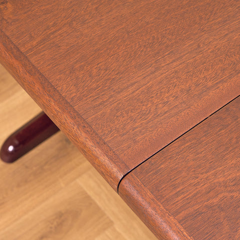 Danish oval dining table in mahogany by Skovby Møbelfabrik