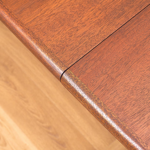 Danish oval dining table in mahogany by Skovby Møbelfabrik