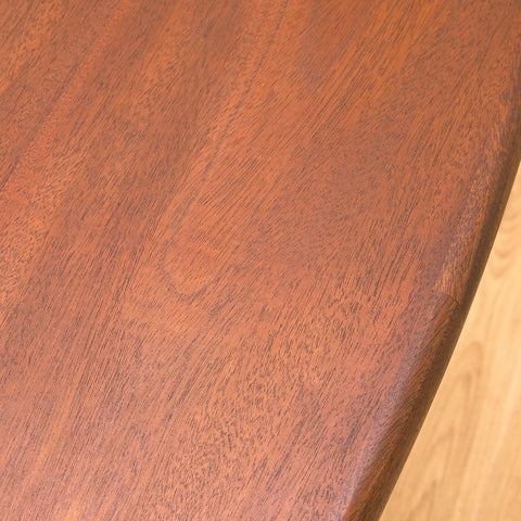 Danish oval dining table in mahogany by Skovby Møbelfabrik