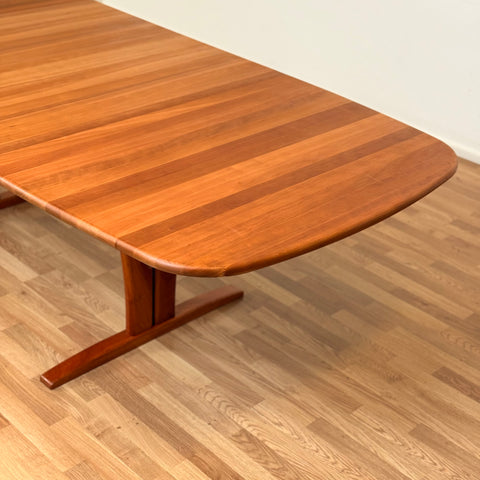 Danish oval dining table in cherry by Snedkergården