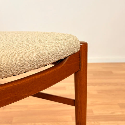 Danish set of 6 dining chairs "model 219" in teak & beech by Farstrup