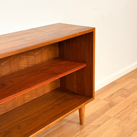 Bookshelf in teak, 1950s-60s, Denmark