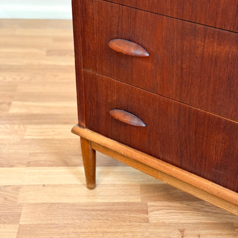 Danish chest of drawers in teak wood