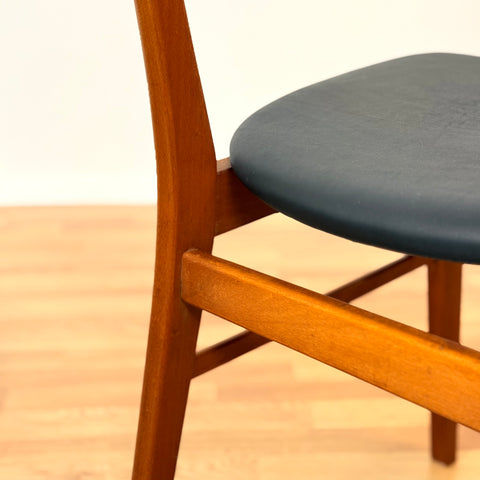 Danish dining chairs in teak & beech model 210 by Farstrup