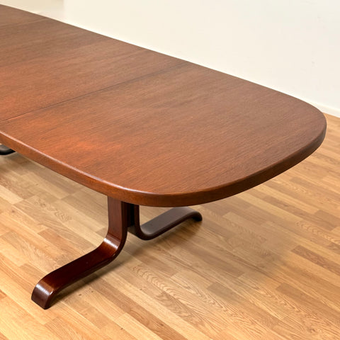 Oval dining table in mahogany by Farstrup, ca. 1980s, Denmark