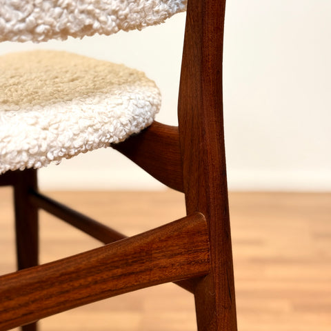 Danish set of 6 dining chairs in teak