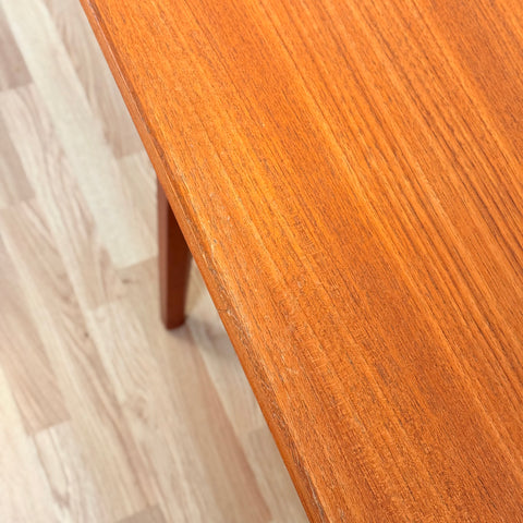 Dining table in teak, 1950s-60s, Denmark
