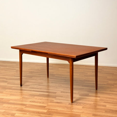 Danish rectangular dining table in teak & beech