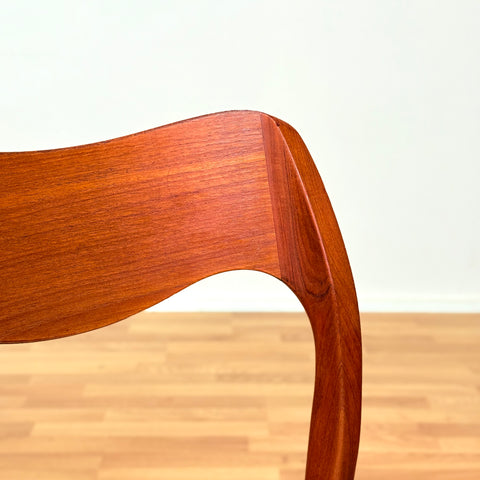Danish set of 2 dining chairs 'model 71' by Niels O. Møller