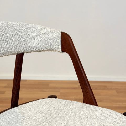 Danish set of 4 dining chairs in teak by Henning Kjærnulf