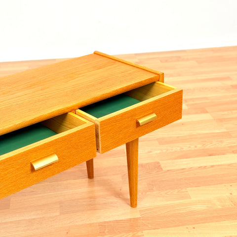 Swedish hall bench in oak