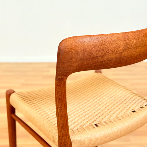 Danish set of 2 dining chairs 'model 75' by Niels O. Moller