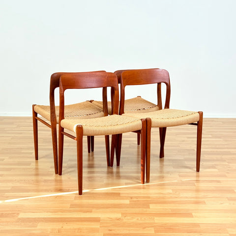 Danish set of 4 dining chairs 'model 75' by Niels O. Moller