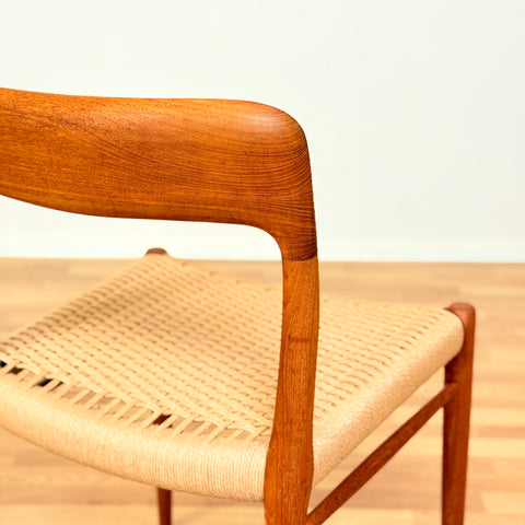 Danish set of 4 dining chairs 'model 75' by Niels O. Moller